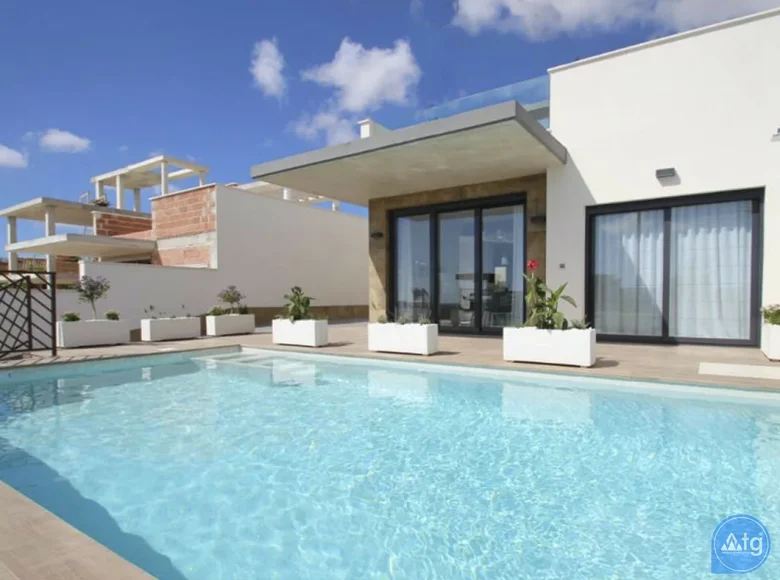 Вилла 3 спальни 144 м² Сан-Мигель-де-Салинас, Испания