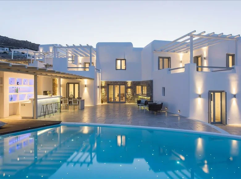 5-Schlafzimmer-Villa 460 m² Dryos, Griechenland