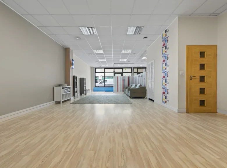 Квартира 200 м² Варшава, Польша