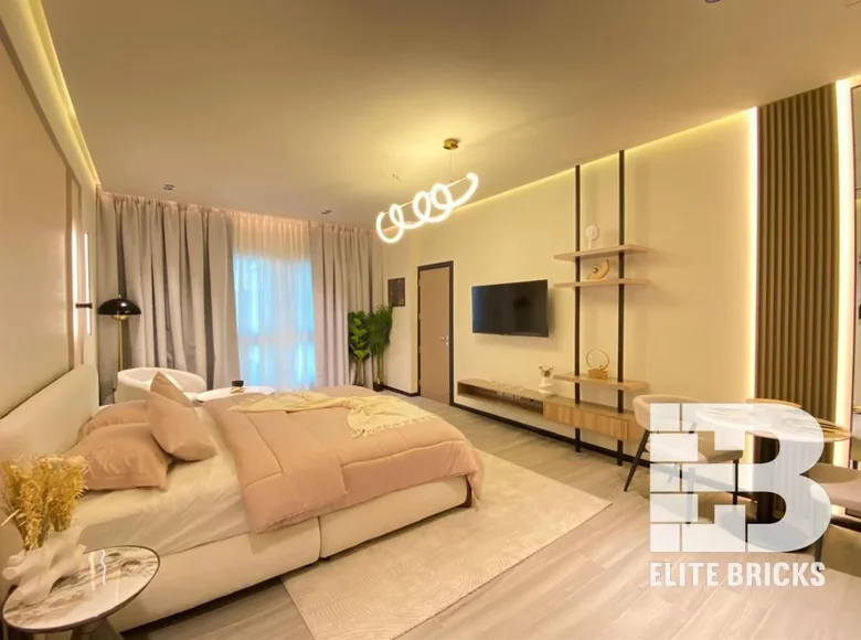 1 bedroom apartment 876 m² Dubai, United Arab Emirates