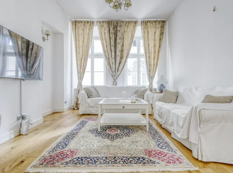 2 bedroom apartment 88 m² Warsaw, Poland