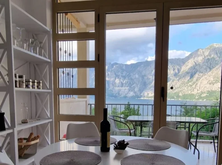 2 bedroom apartment  Prcanj, Montenegro