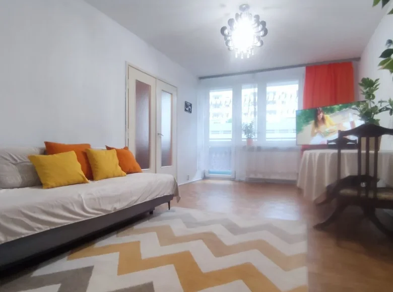 3 bedroom apartment 84 m² Warsaw, Poland