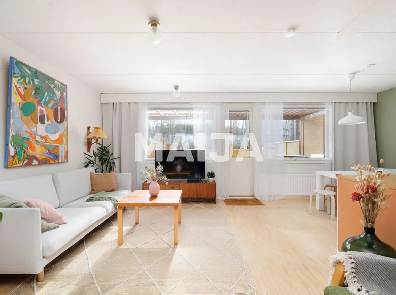 Mieszkanie 4 pokoi 98 m² Oulu sub region, Finlandia