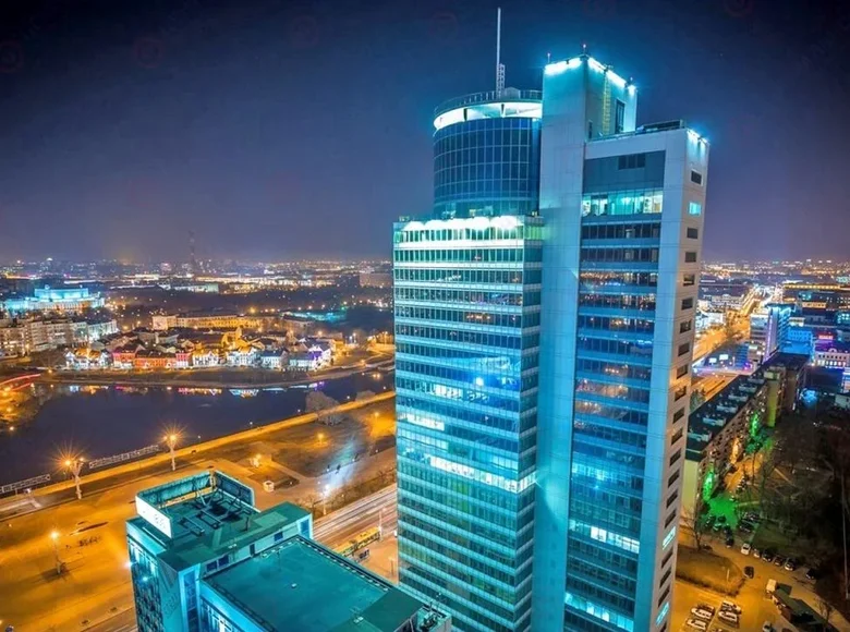 Oficina 93 m² en Minsk, Belarús