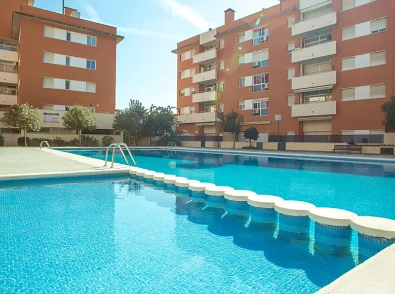 Квартира 2 спальни 70 м² Льорет-де-Мар, Испания
