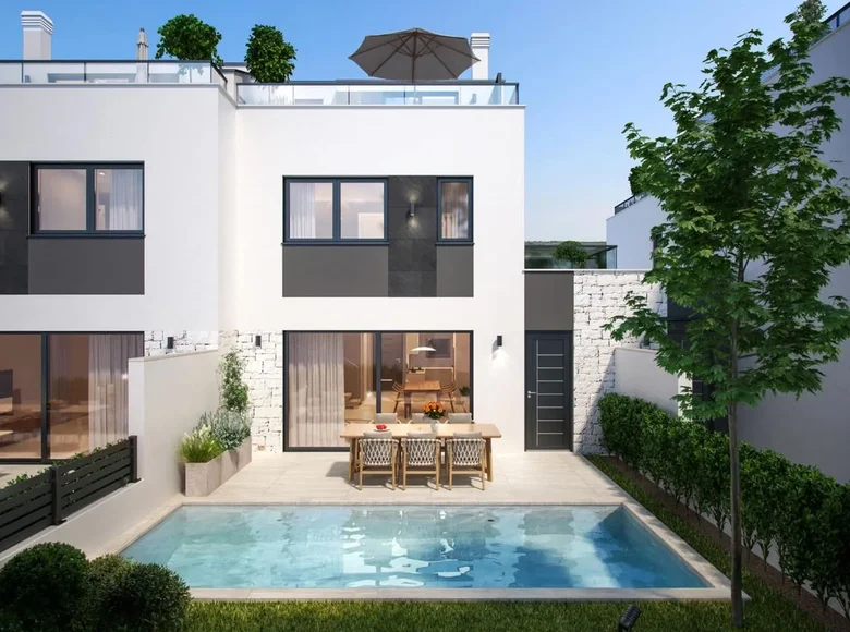 Studio apartment 4 bedrooms 166 m² Grad Porec, Croatia