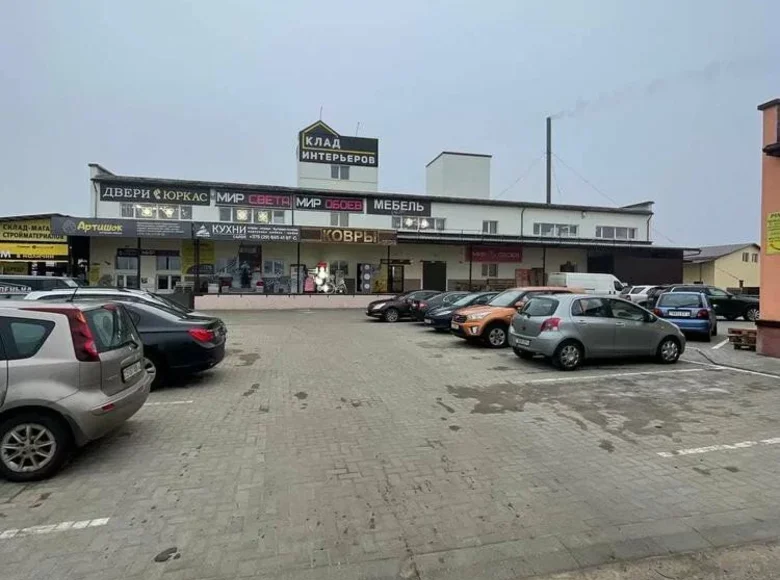 Geschäft 2 885 m² Lida, Belarus