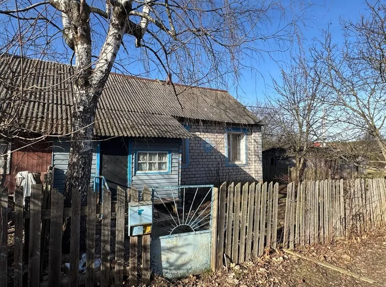 House 76 m² Valiarjanava, Belarus