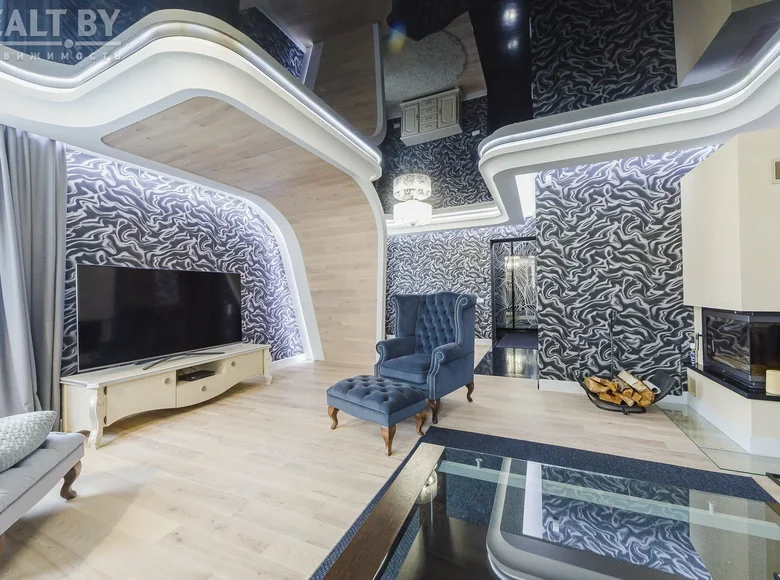 Ferienhaus 310 m² Atolina, Belarus