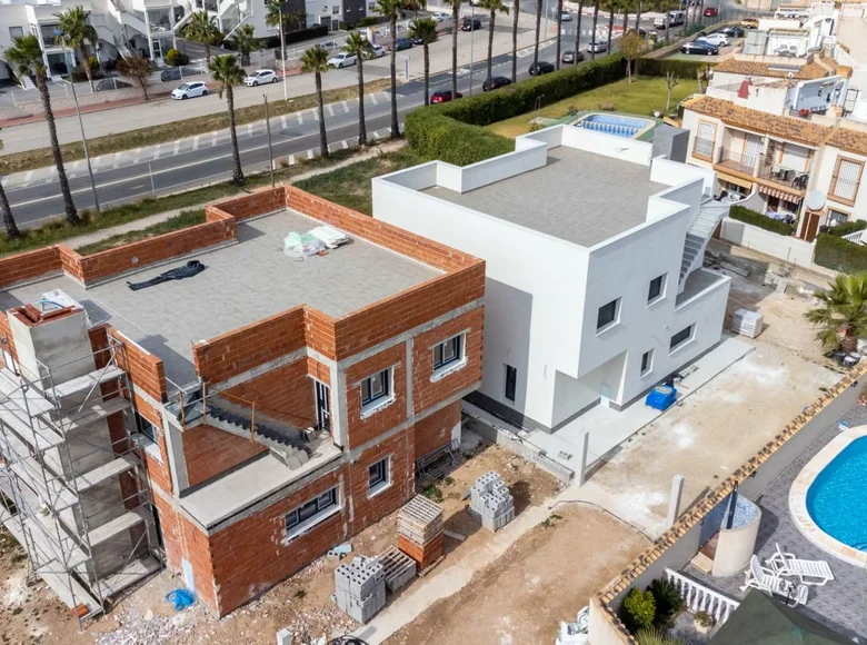 3 bedroom villa 265 m² Torrevieja, Spain