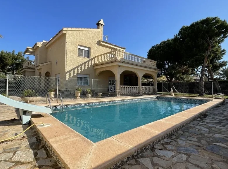 Villa 4 chambres 245 m² Izhevsk, Russie