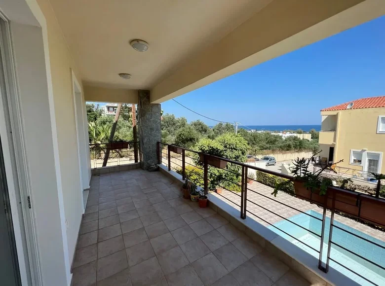 5 bedroom villa  Pigi, Greece