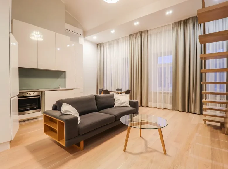 Mieszkanie 4 pokoi 164 m² Ryga, Łotwa