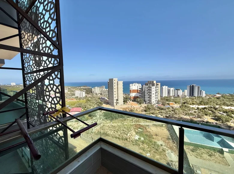 Mieszkanie 2 pokoi 70 m² Mezitli, Turcja