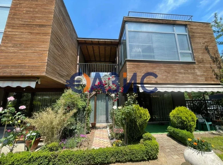 Casa 4 habitaciones 157 m² Byala, Bulgaria