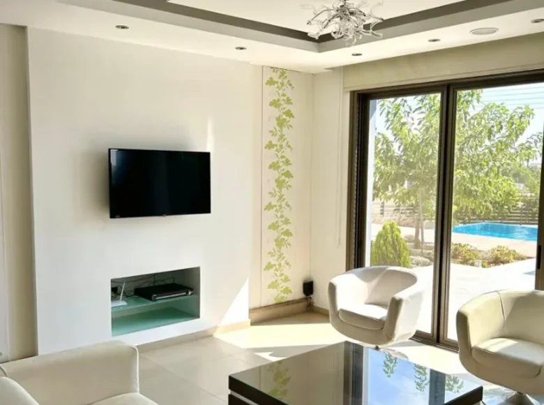 4 bedroom Villa  in Mesogi, Cyprus