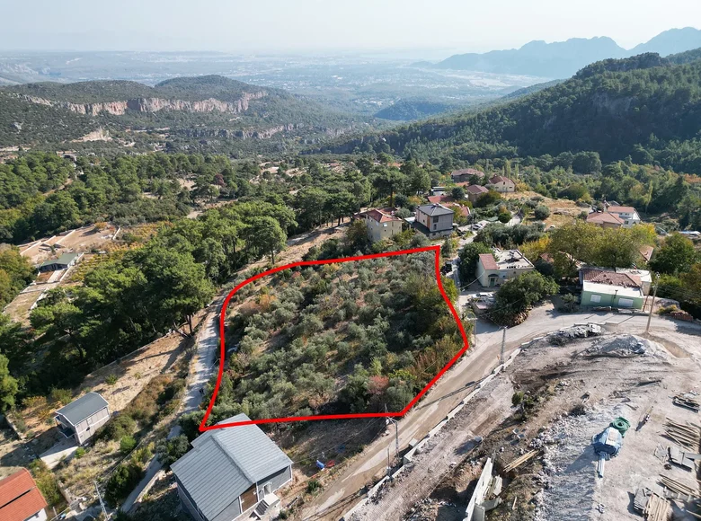 Atterrir 4 584 m² Caglarca, Turquie