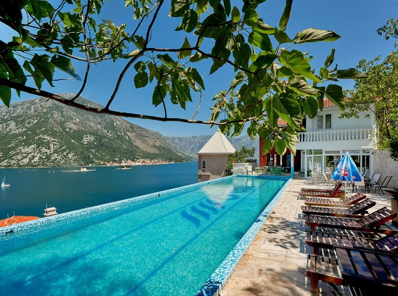 Willa 7 pokojów 235 m² Kostanjica, Czarnogóra