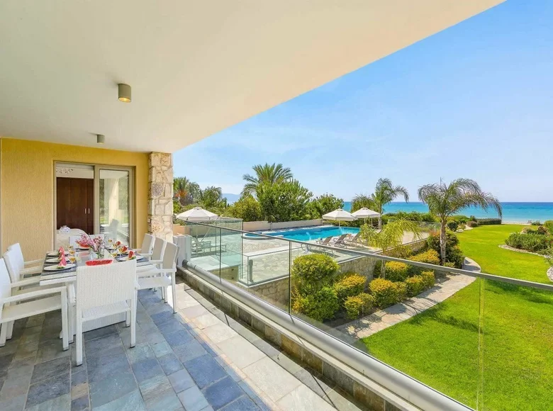 Dom 4 pokoi 320 m² Polis, Cypr