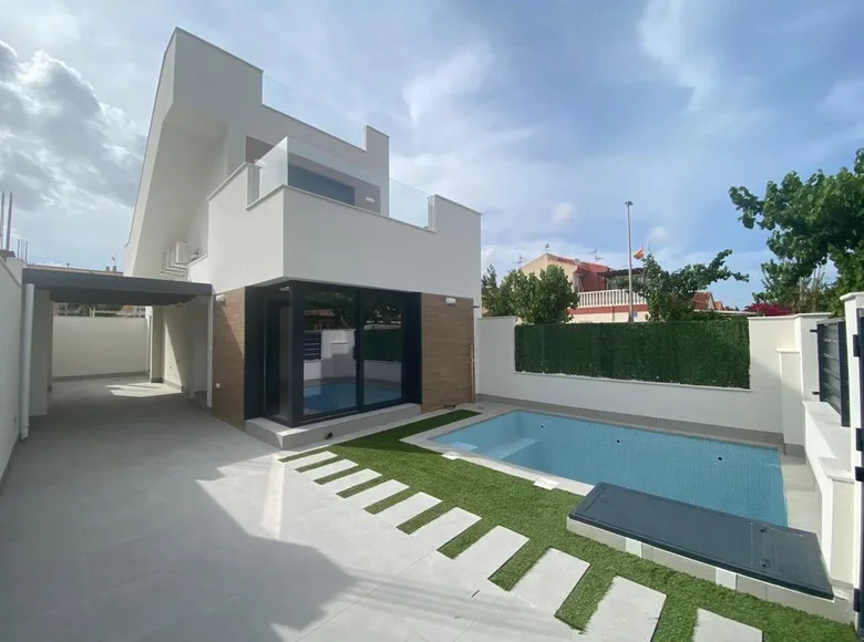 3-Schlafzimmer-Villa 114 m² Los Alcazares, Spanien