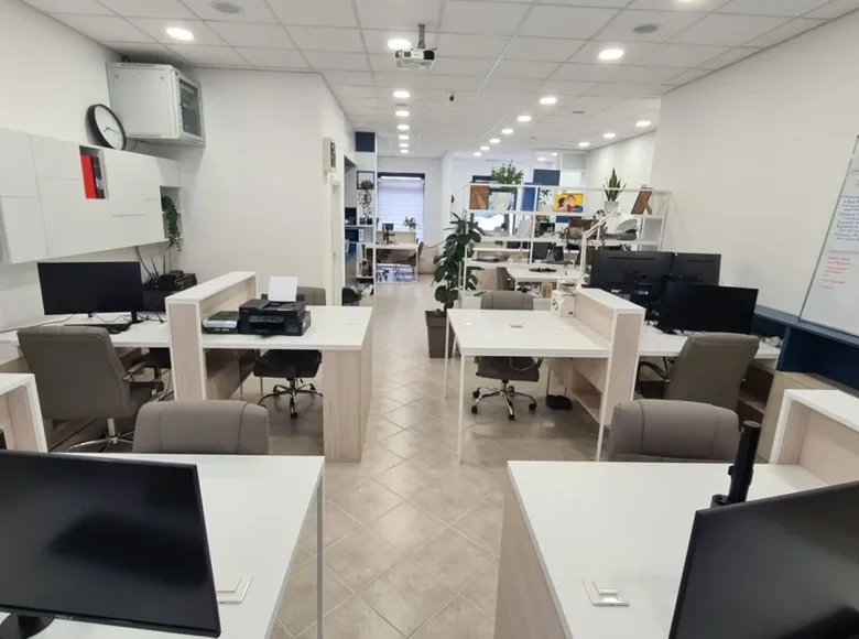 Propriété commerciale  à Monténégro, Monténégro