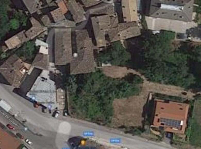 House 13 rooms 420 m² Terni, Italy