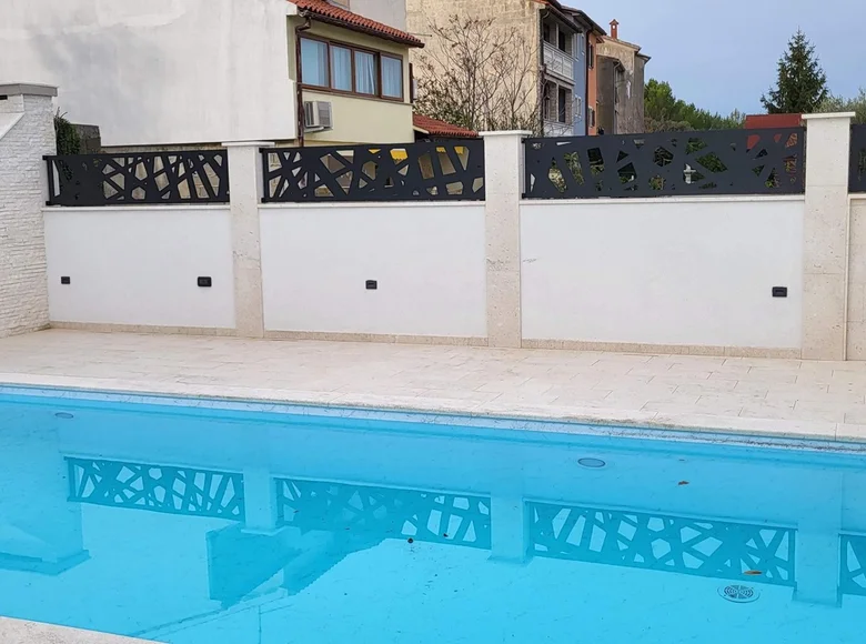 Ferienhaus 5 Schlafzimmer  Opcina Medulin, Kroatien