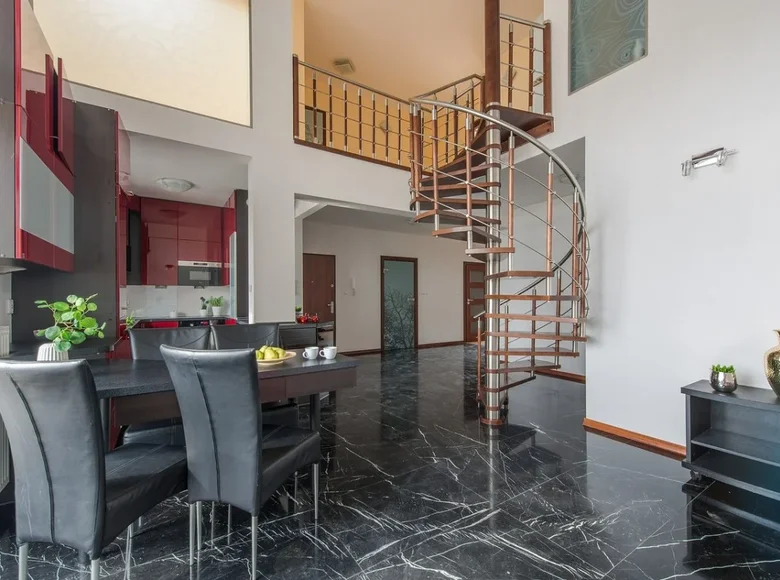 Apartamento 6 habitaciones 189 m² Varsovia, Polonia