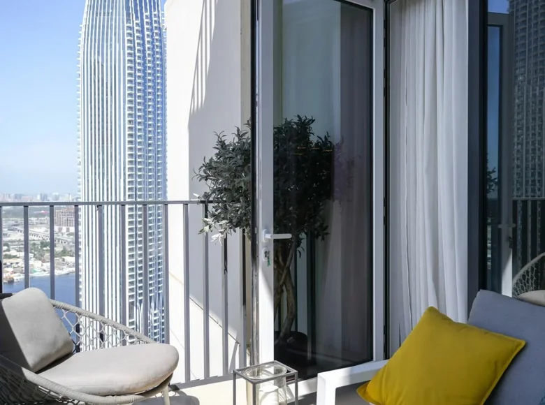 Квартира 3 комнаты 156 м² Дубай, ОАЭ