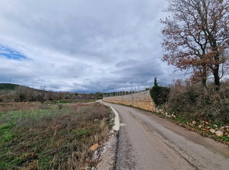 Land 6 400 m² Montenegro, Montenegro