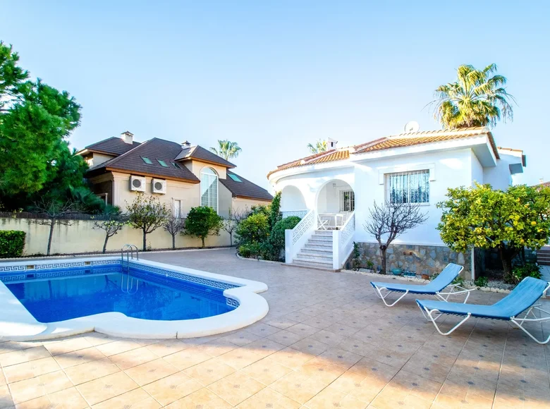 Haus 4 zimmer 112 m² in Urbanizacion Dona Pepa, Spanien