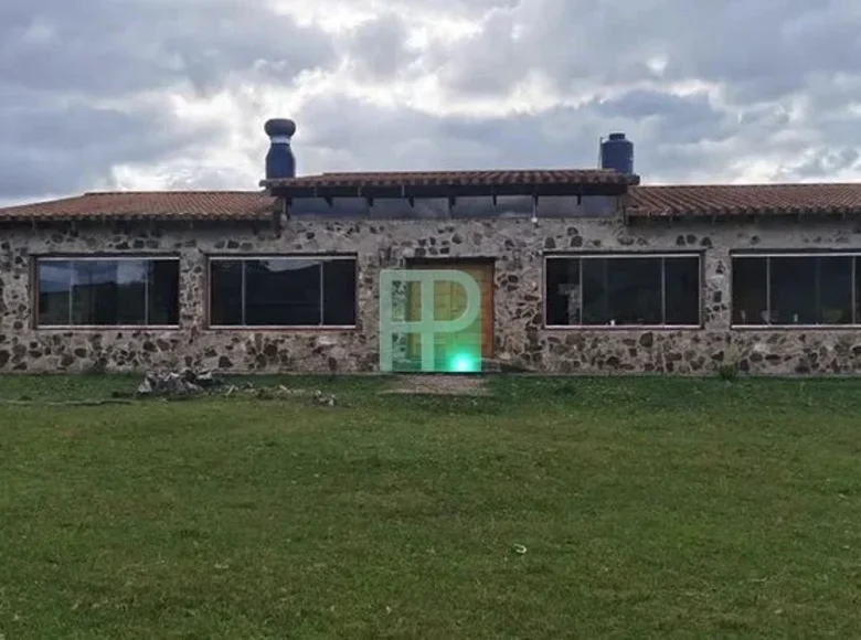 Дом 3 спальни 300 м² Aigua, Уругвай