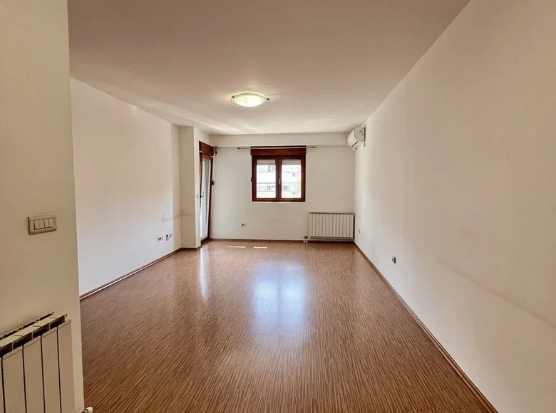 Квартира  в Подгорице, Черногория