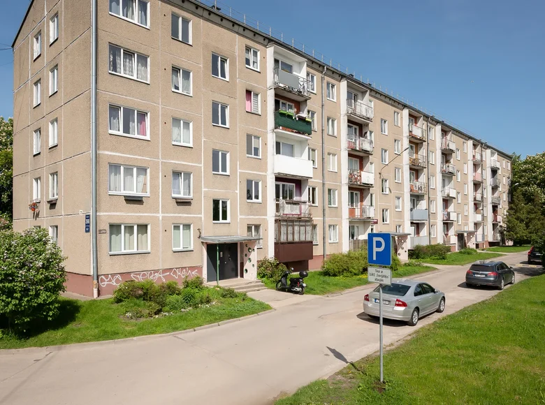 Mieszkanie 2 pokoi 48 m² Ryga, Łotwa