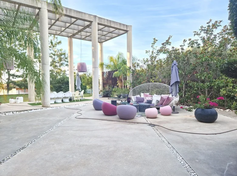 villa de 5 dormitorios 742 m² Estepona, Španjolska