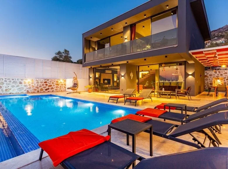 5 bedroom villa 400 m² Kalkan, Turkey