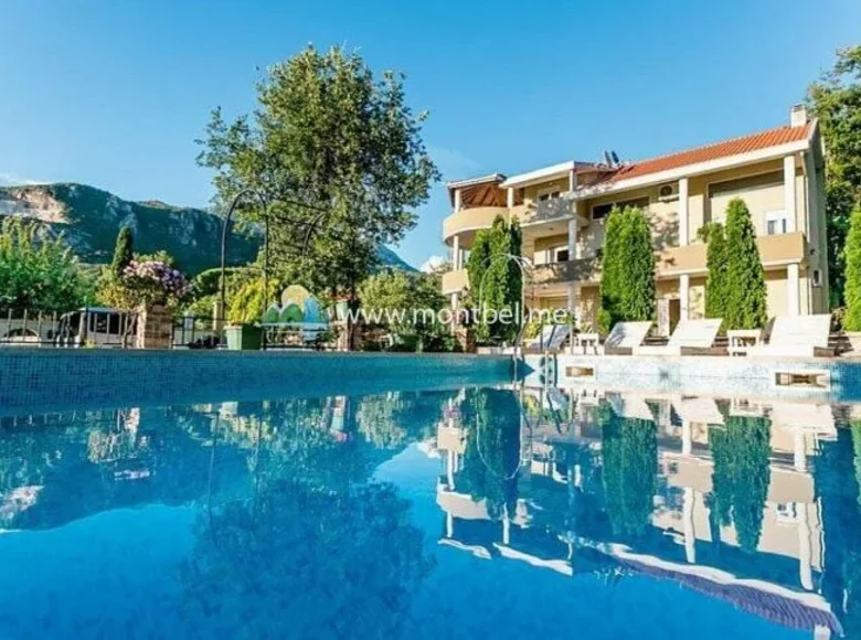 6-Schlafzimmer-Villa 396 m² Bar, Montenegro