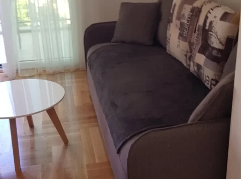 Apartamento 2 habitaciones 42 m² en Tivat, Montenegro