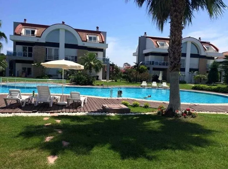 villa de 5 chambres 235 m² Serik, Turquie