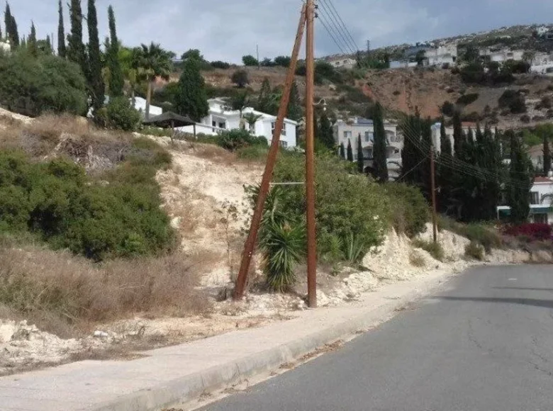 Atterrir  Tala, Chypre