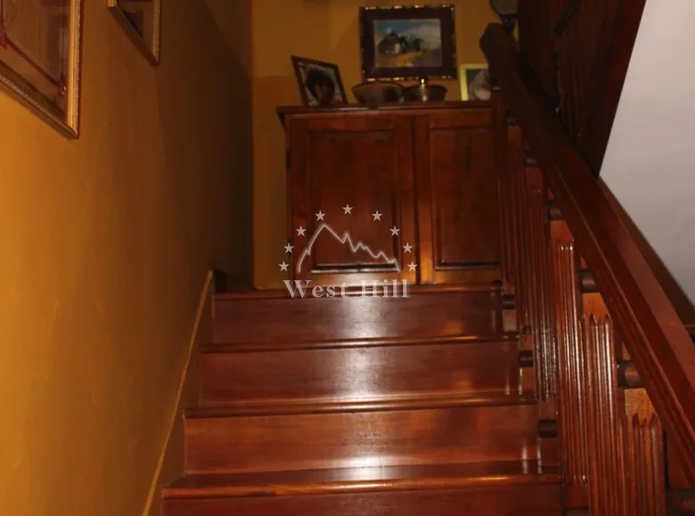 Дом 4 комнаты 160 м² Сутоморе, Черногория