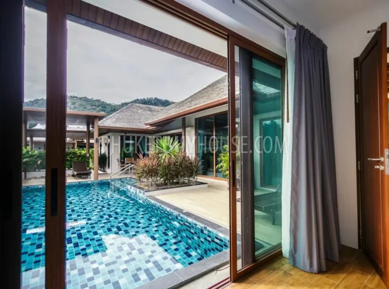 3 bedroom villa 293 m² Rawai, Thailand