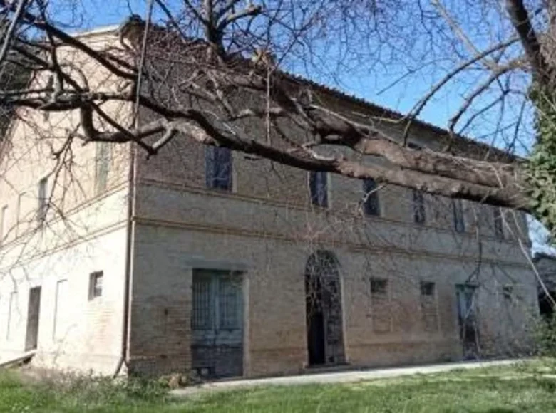 Haus 19 zimmer 1 000 m² Terni, Italien