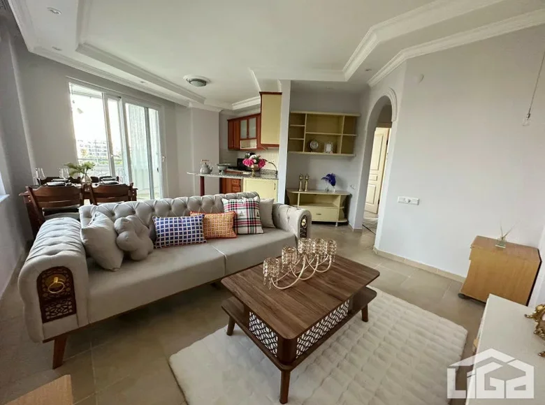 Mieszkanie 2 pokoi 55 m² Alanya, Turcja