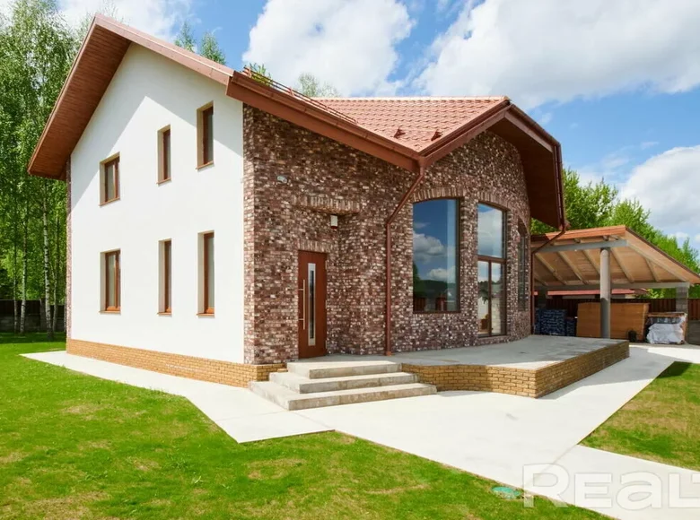 Cottage 232 m² Haradzishcha, Belarus