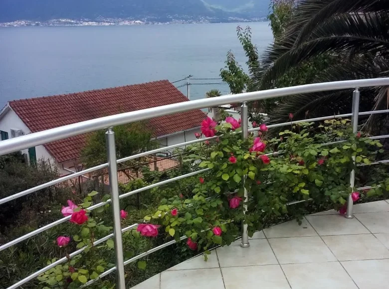 Haus 4 Schlafzimmer 142 m² Krasici, Montenegro