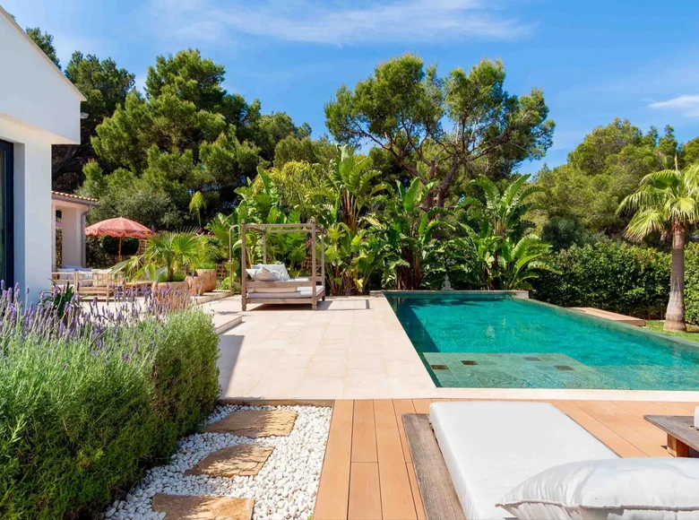 Castillo 4 habitaciones 290 m² Santa Ponsa, Španjolska