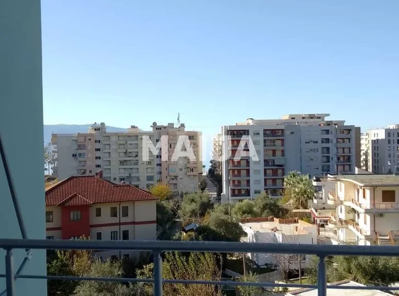 Квартира 2 комнаты 70 м² Влёра, Албания