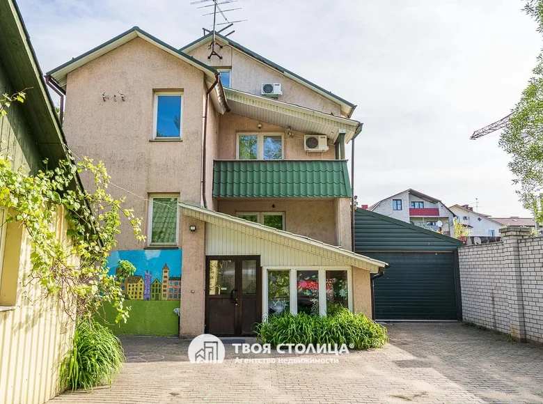 Haus 5 zimmer 352 m² in Minsk, Belarus